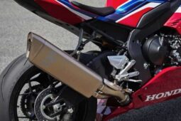 
										2021 Honda CBR1000RR SP Fireblade full									