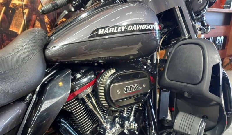 
								2020 Harley-Davidson CVO Limited 117 (FLHTKSE) full									
